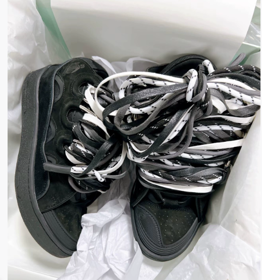 Black with Extra Shoelaces