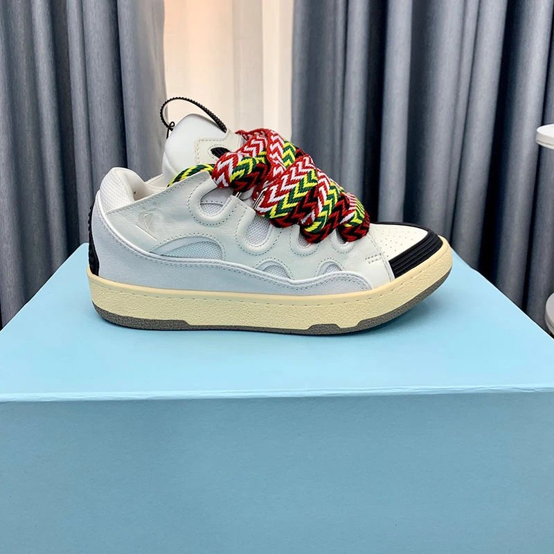 Lansvin shoe