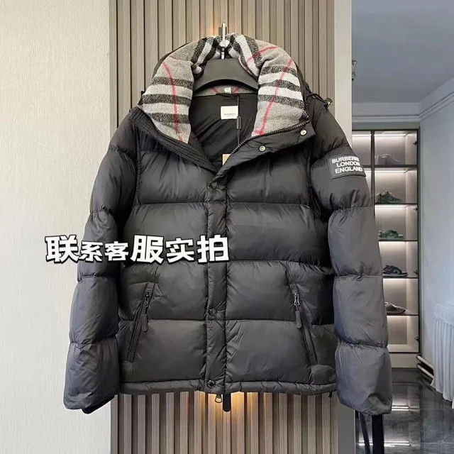 Burberry Down Jackets Hooded puffer jacket with check-lined hood product detail image 13