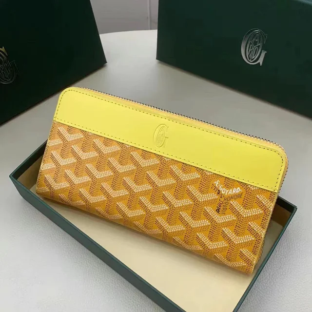 Goyard Wallets & Card Holders Goyardine zip-around wallet product detail image 2