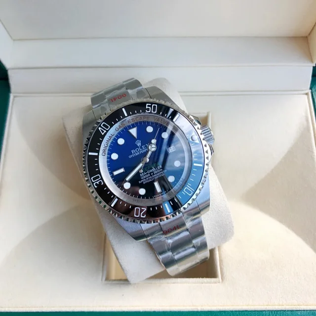 Rolex Watches Sky-Dweller product detail image 15