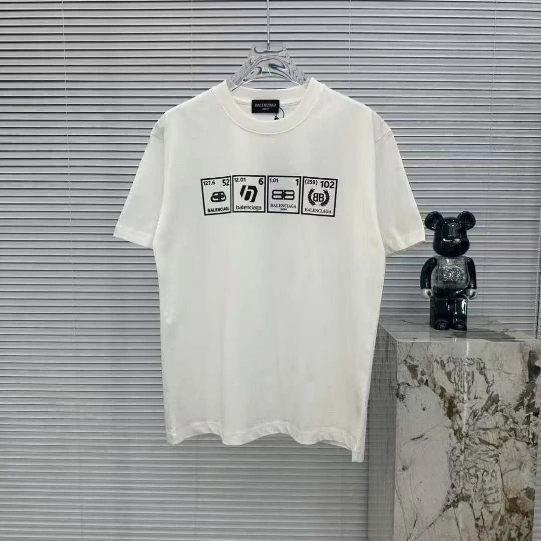 Balenciaga Assorted graphic-print designs — 30