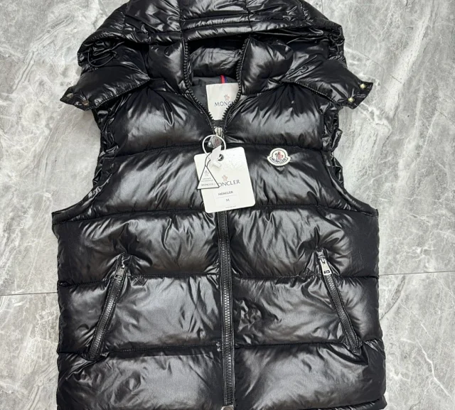 Moncler Vests Hooded puffer vest product detail image 10