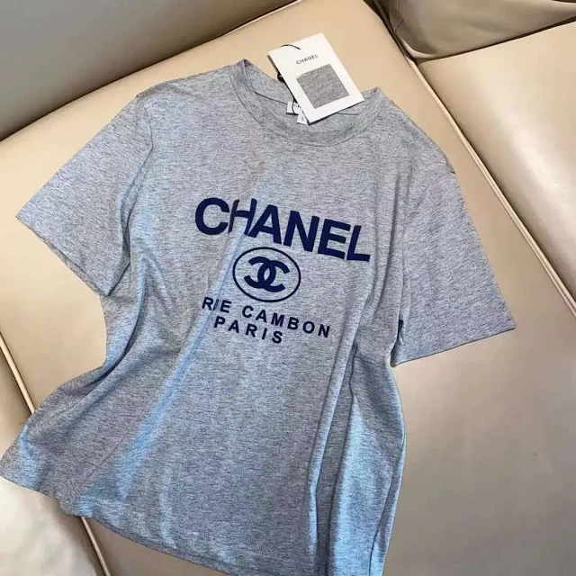 Fendi T-Shirts Logo Print Crewneck T-Shirt product detail image 11