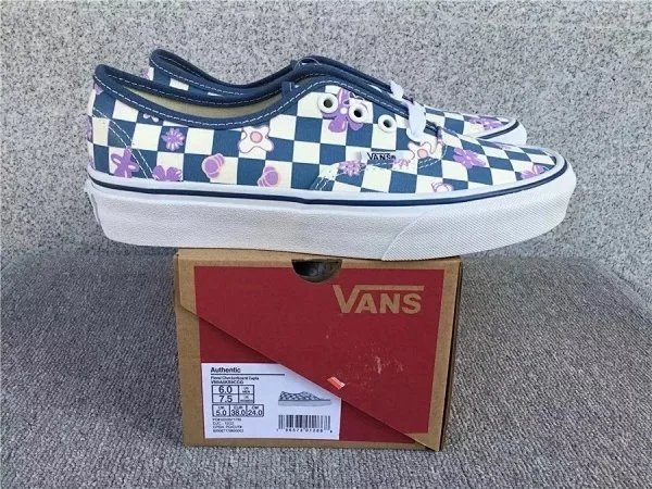 Vans Ward Navy Canvas Slip-On Sneakers - 19