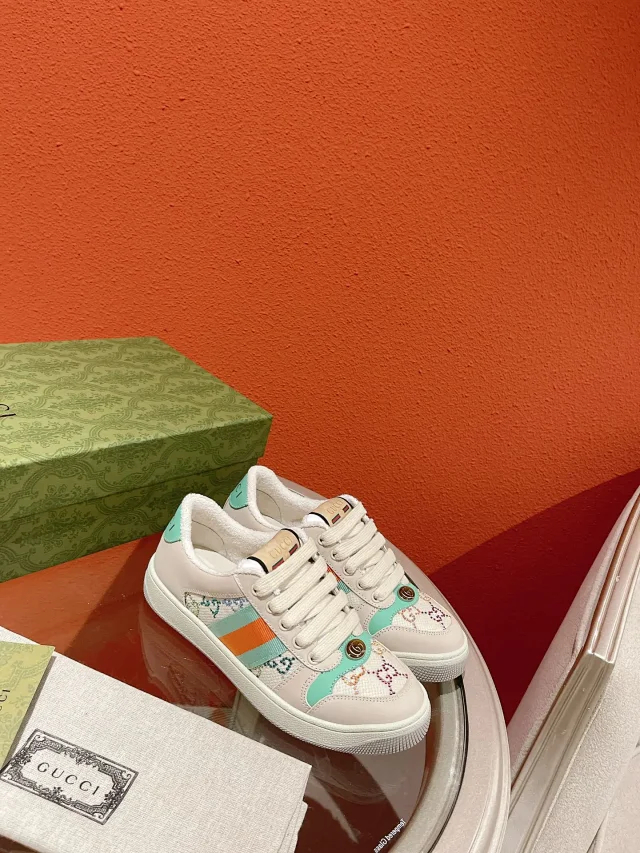 Gucci Sneakers Low-Top Lace-Up with Web Stripe and GG Canvas product detail image 11