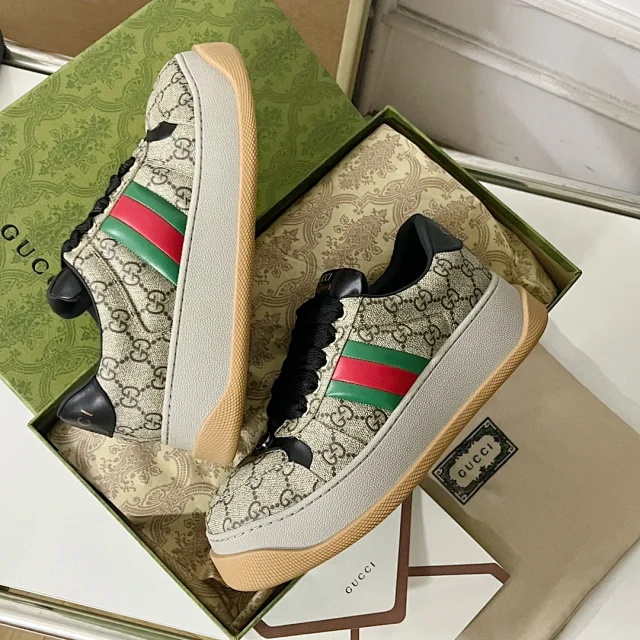 Gucci Sneakers Low-Top Lace-Up with Web Stripe and GG Canvas product detail image 31