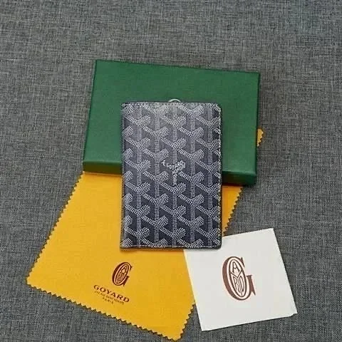 Goyard Wallets & Card Holders Goyardine Holder product detail image 1