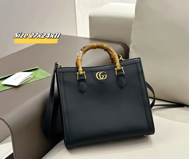 Gucci Assorted logo-detail handbags, crossbody bags, and backpacks product detail image 11