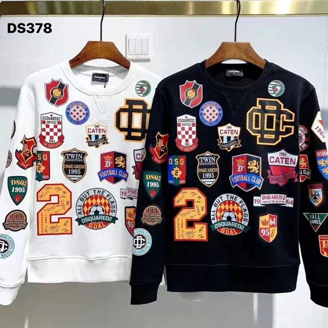 Dsquared2 Hoodies & Sweatshirts Graphic Crewneck Sweatshirt product detail image 20