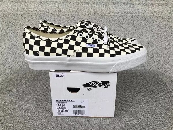 Vans Ward Navy Canvas Slip-On Sneakers - 13