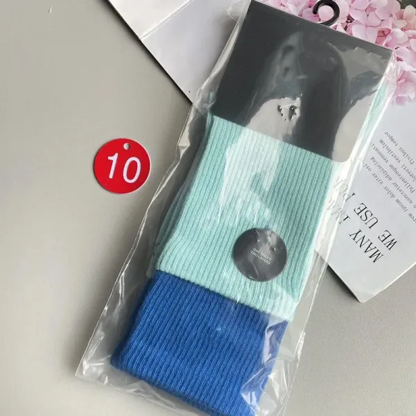 Design Ribbed Two-Tone Socks in Mint and Royal Blue - 1