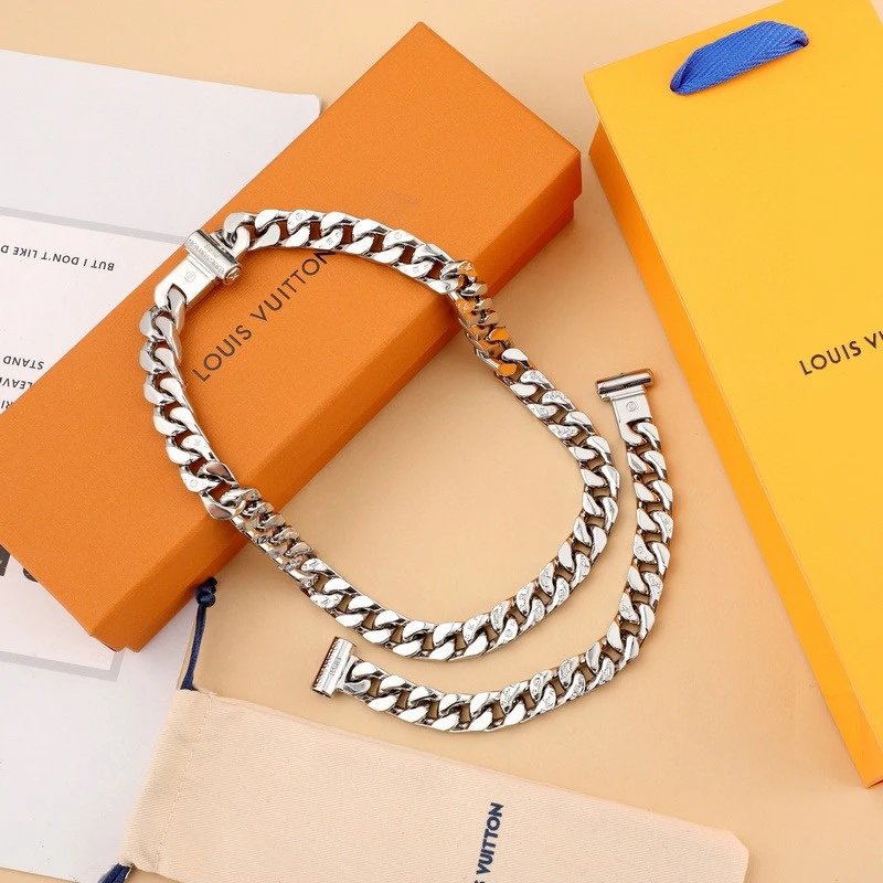 Louis Vuitton Bracelets/Necklaces foto 3