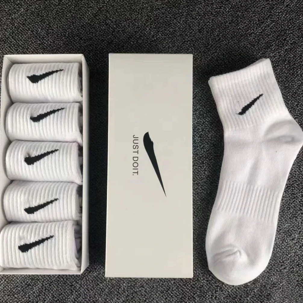 Nike Classic Mid-Calf Sports Socks Gift Box Set