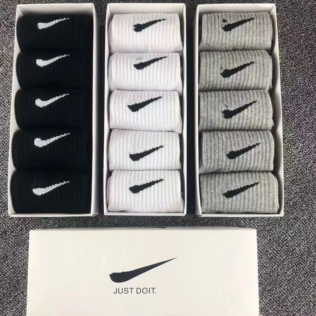 Nike Classic Mid-Calf White Socks — Gift Box Set