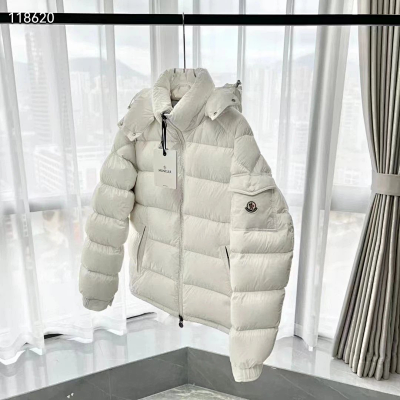 Moncler - rep Moncler