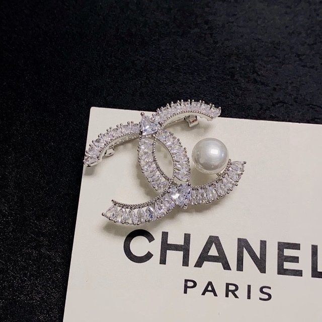 Chanel Earings: seller detail photo 3