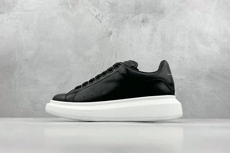 Alexander McQueen Sneaker Black/White