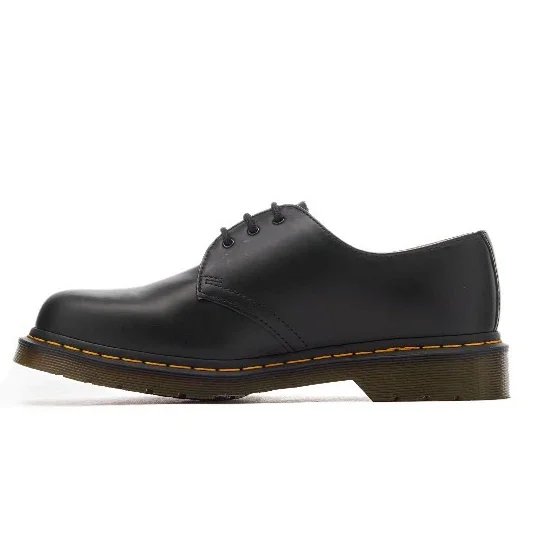 10 Martin Black Low