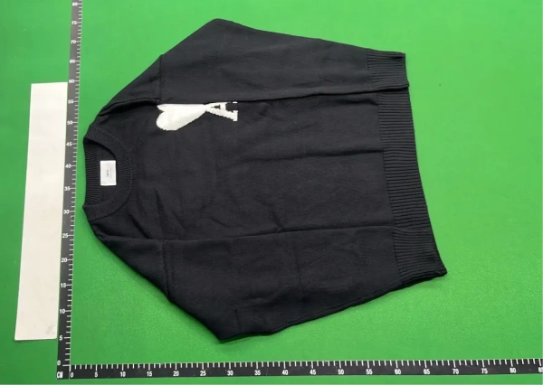 Design Knit Sweater with White Heart-A Motif Black Sweater - 1