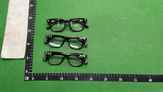 Sunglasses with case Customized, no returns or exchanges