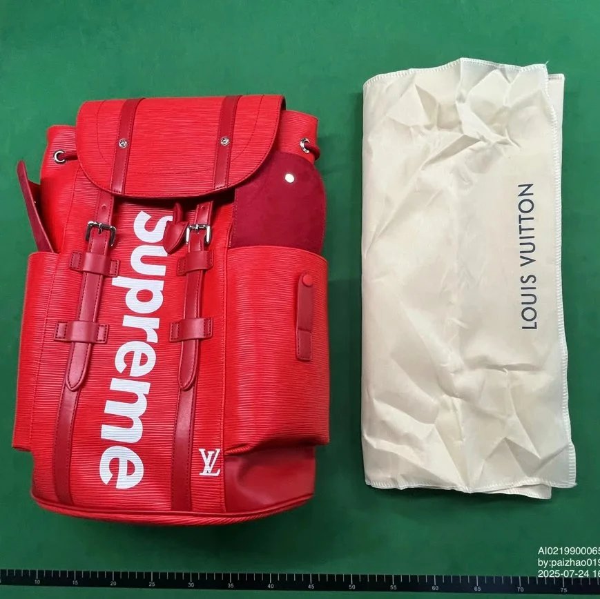 S Red