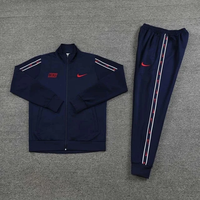 Nike Tracksuits Zip-up track jacket and tapered trousers product detail image 2