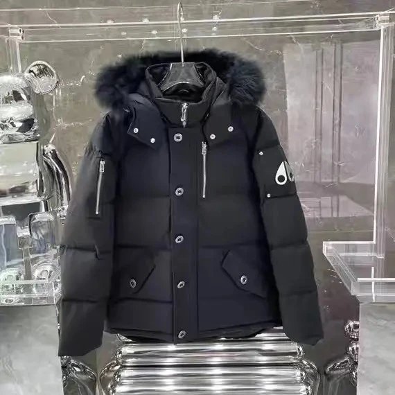 Black - default black fur collar (white fur memo)