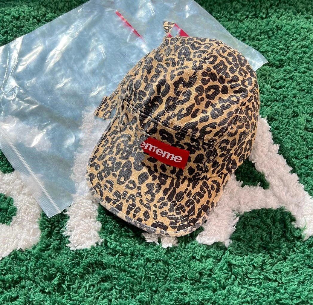 H020 leopard print