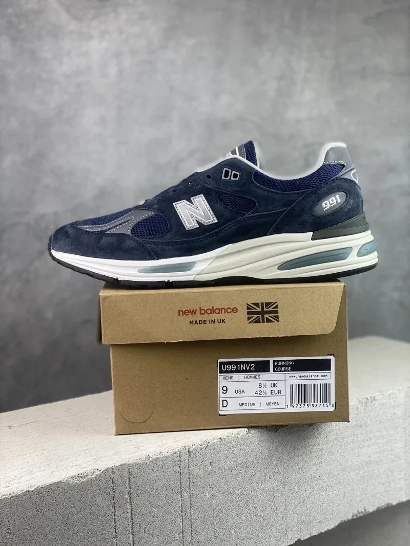 NV2/Navy Blue