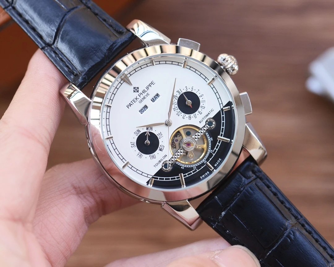 PATEK PHILIPPE Watch