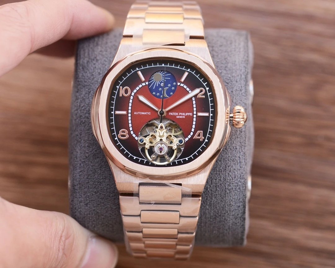 PATEK PHILIPPE Watch