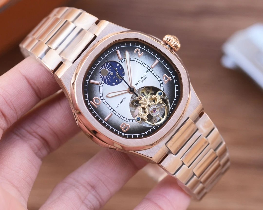 PATEK PHILIPPE Watch