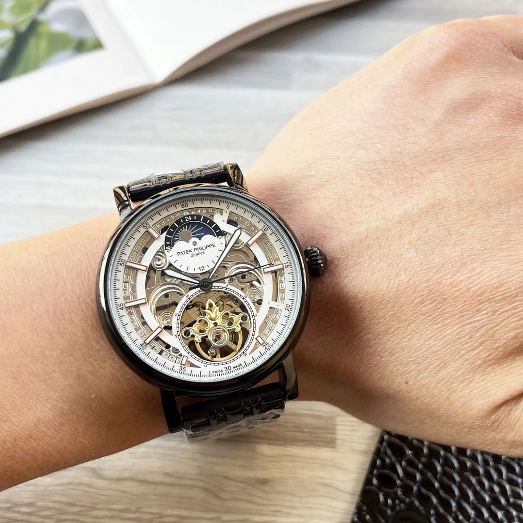 PATEK PHILIPPE Watch