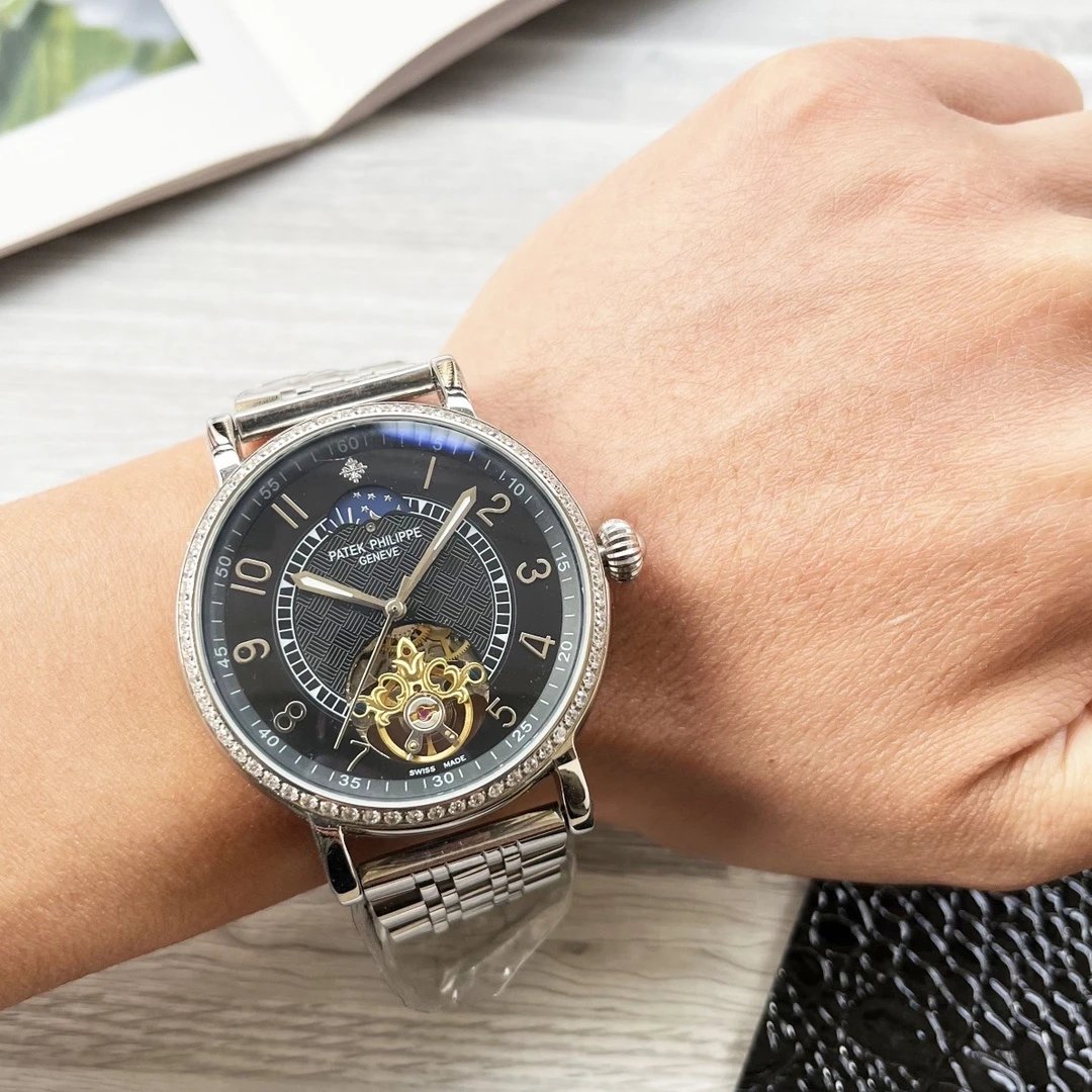 PATEK PHILIPPE Watch