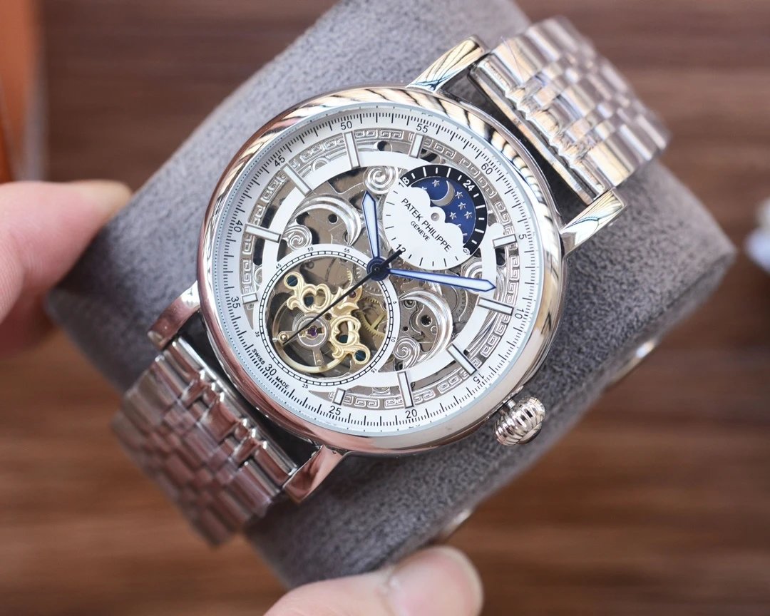PATEK PHILIPPE Watch