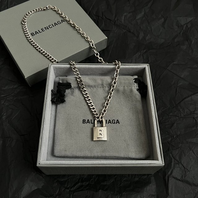 BALENCIAGA Bracelet: seller detail photo 1