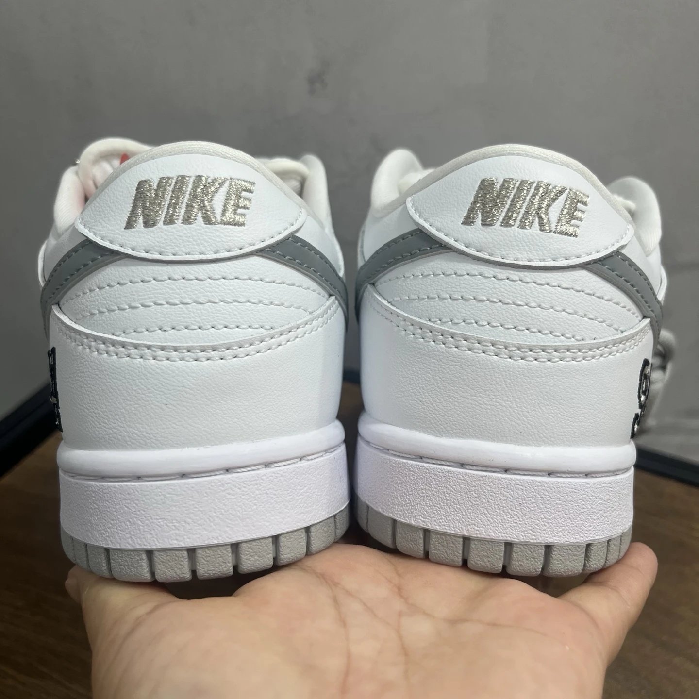 Nike Sneakers SB Dunk Low Supreme HQ8487-100 image 8