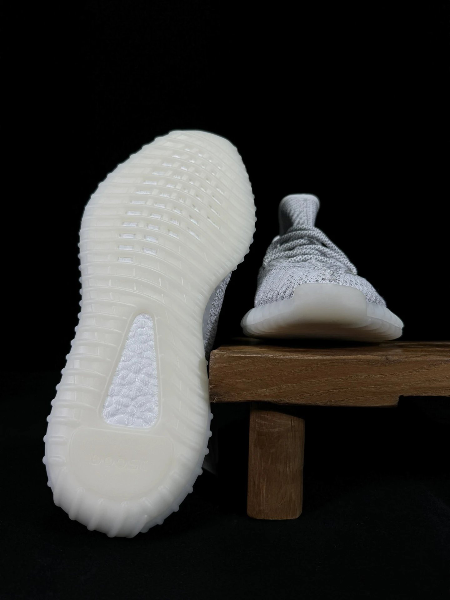 Unbranded Sneakers Knit Low-Top with Translucent Ribbed Soles image 4