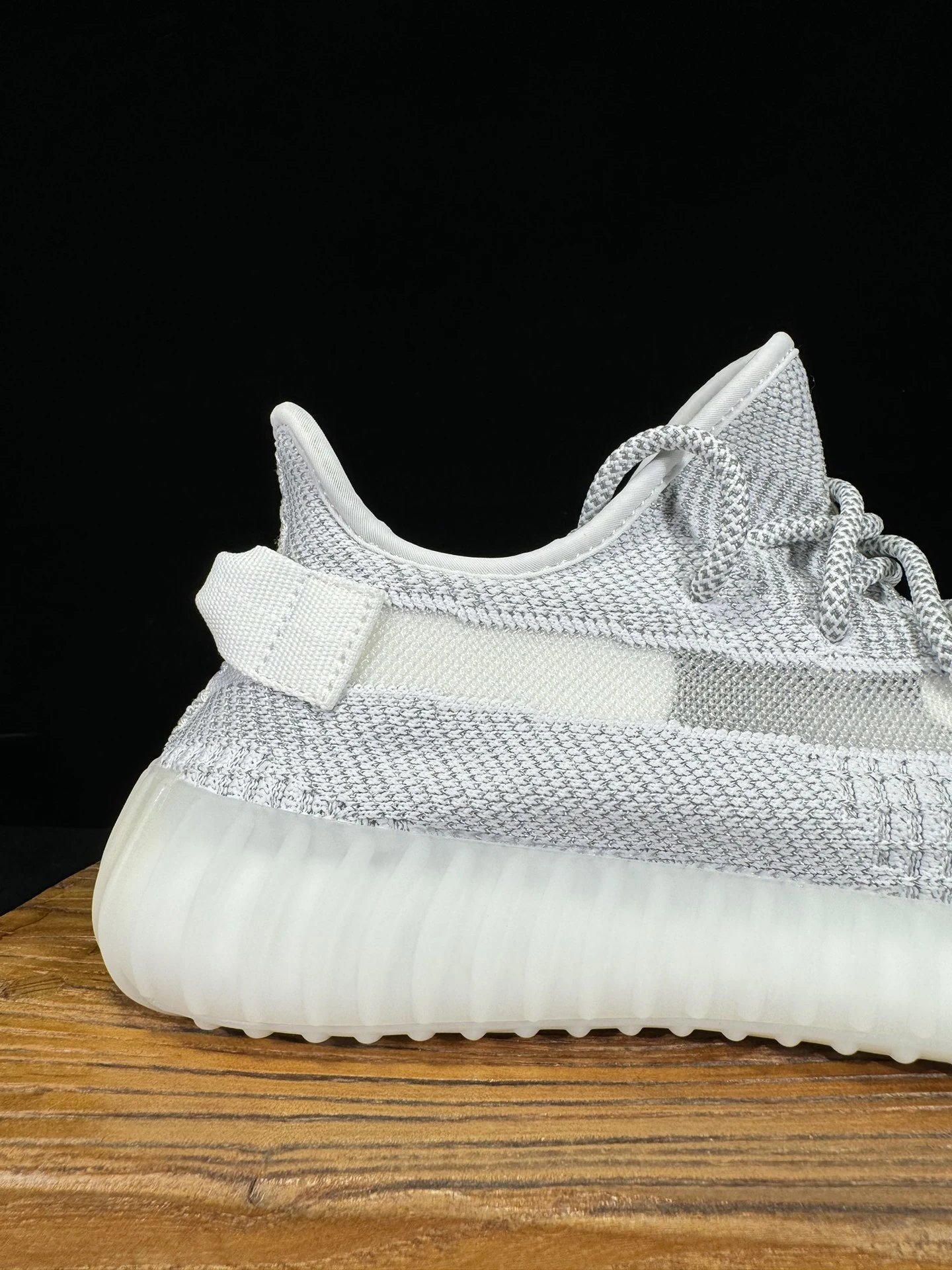 Unbranded Sneakers Knit Low-Top with Translucent Ribbed Soles image 7