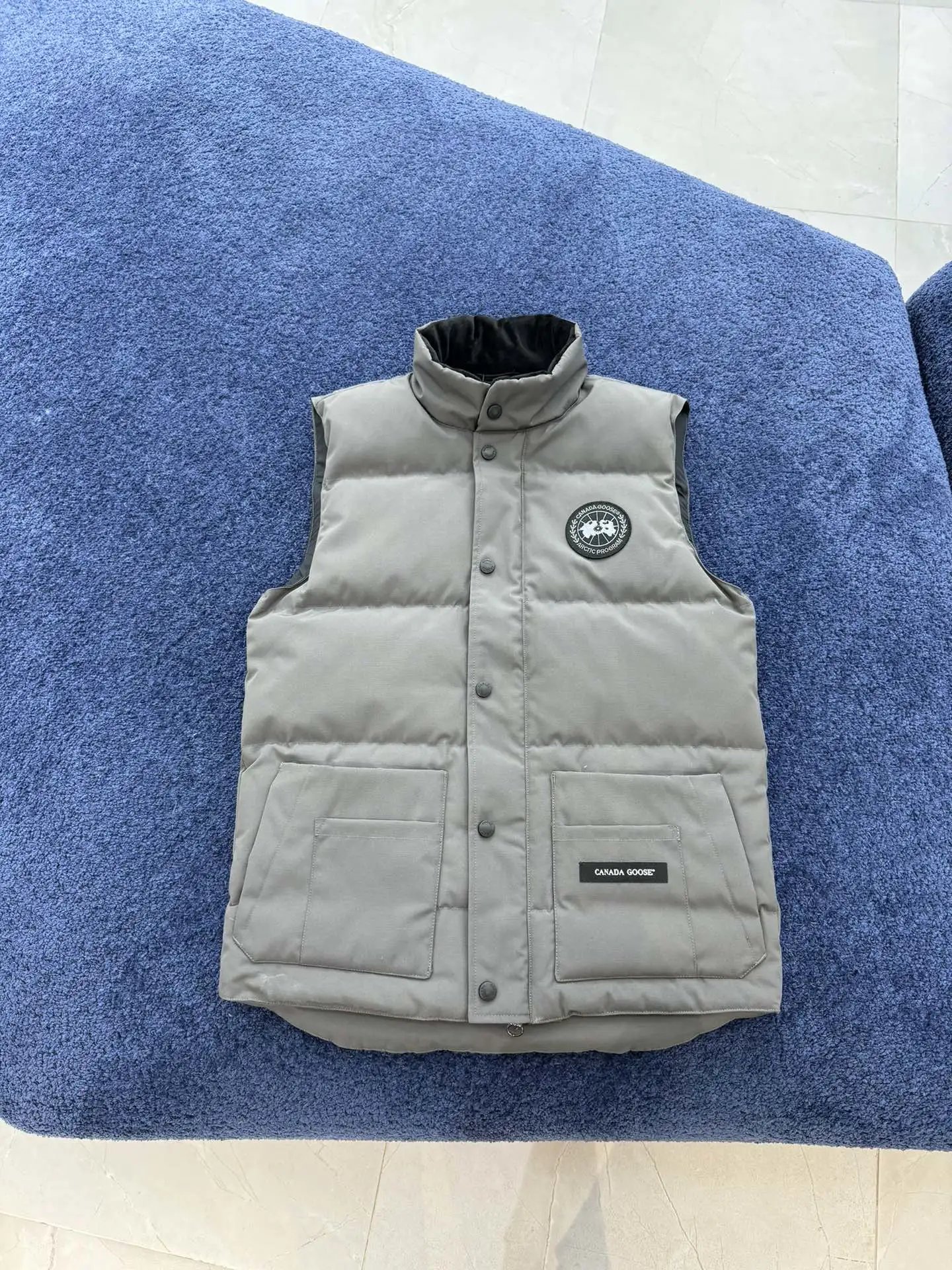 Canada Goose Vests Freestyle Crew Vest 4154M image 5