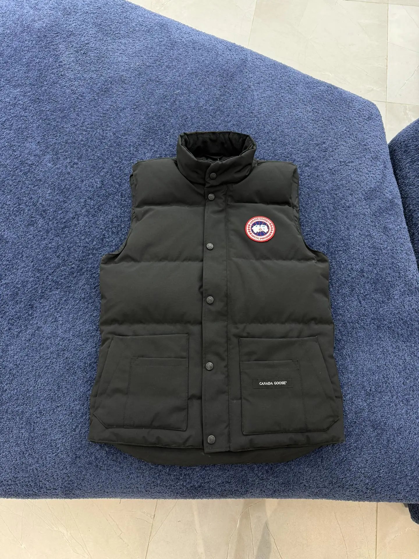 Canada Goose Vests Freestyle Crew Vest 4154M image 6