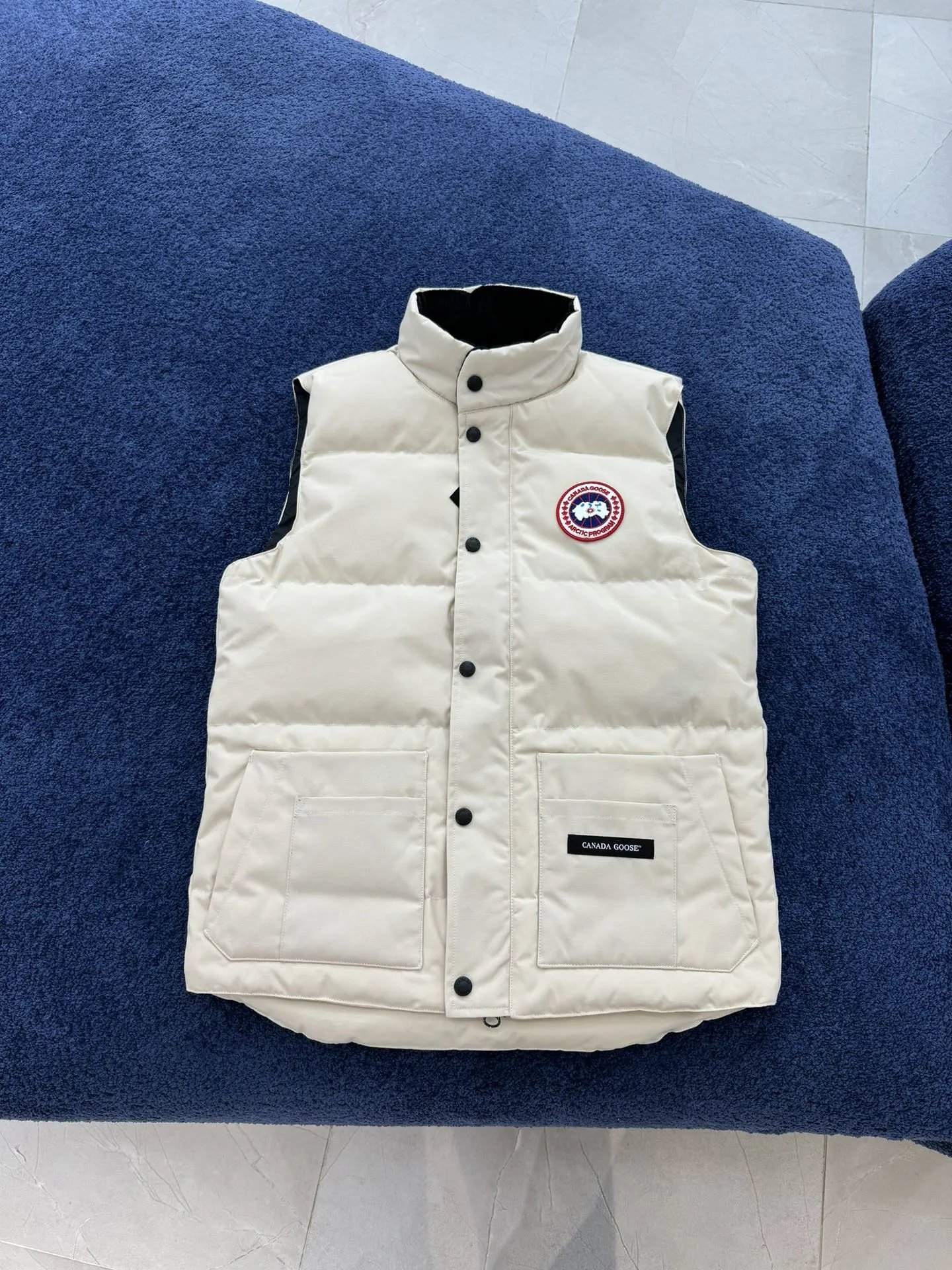 Canada Goose Vests Freestyle Crew Vest 4154M image 8