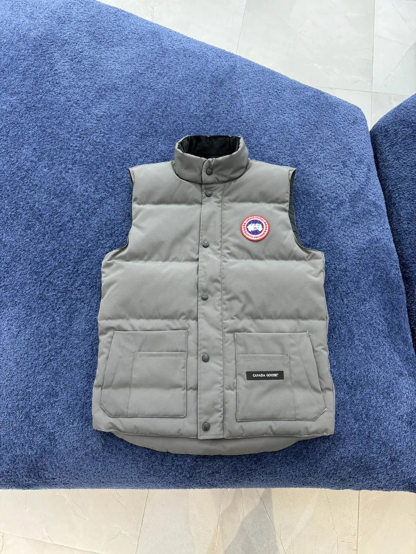 Canada Goose Vests Freestyle Crew Vest 4154M image 9
