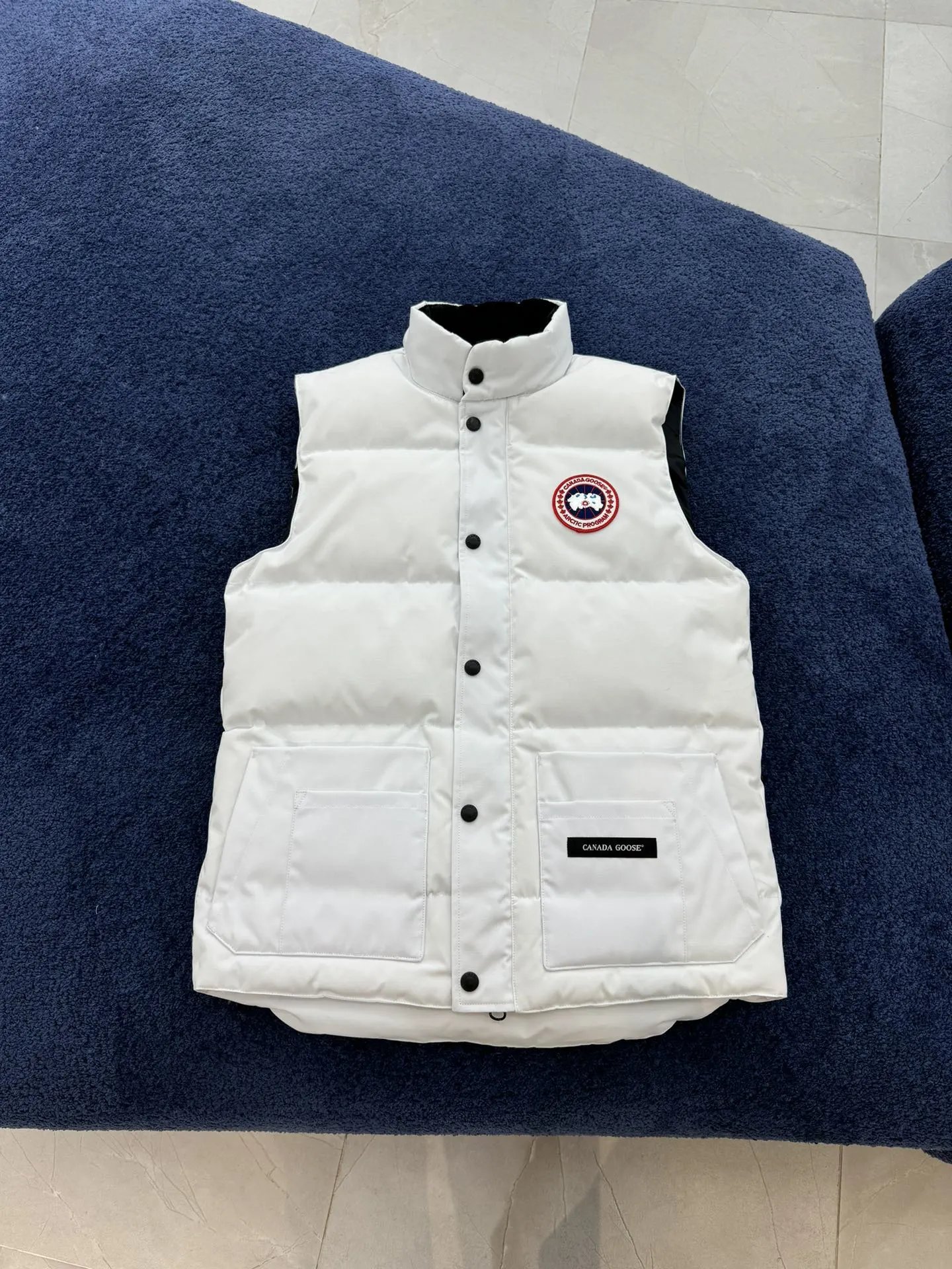 Canada Goose Vests Freestyle Crew Vest 4154M image 3