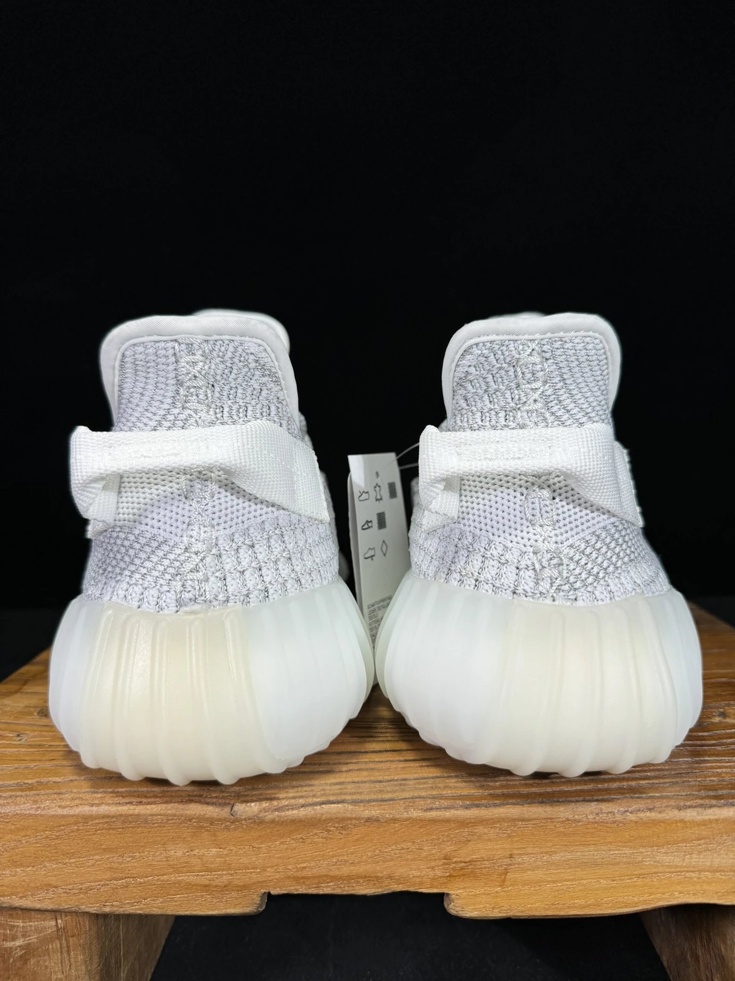 Unbranded Sneakers Knit Low-Top with Translucent Ribbed Soles image 6