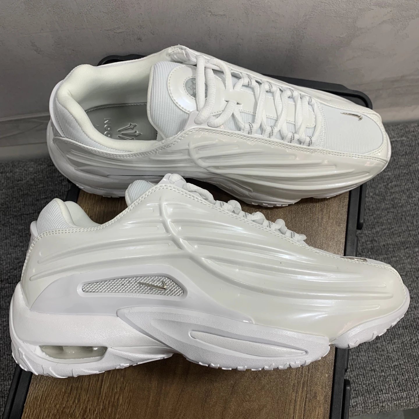DZ7293-100 White