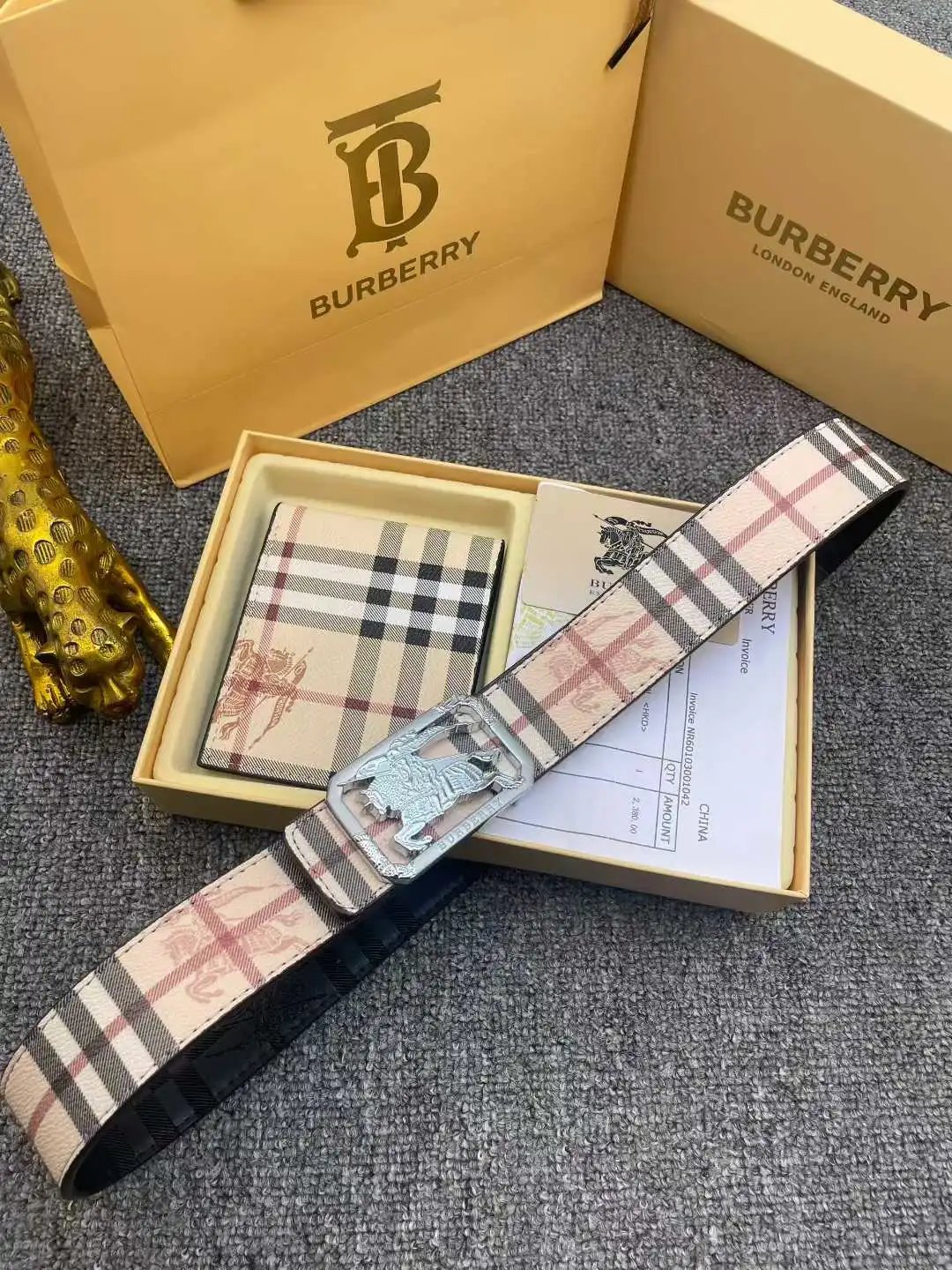 Knight Silver Buckle Set