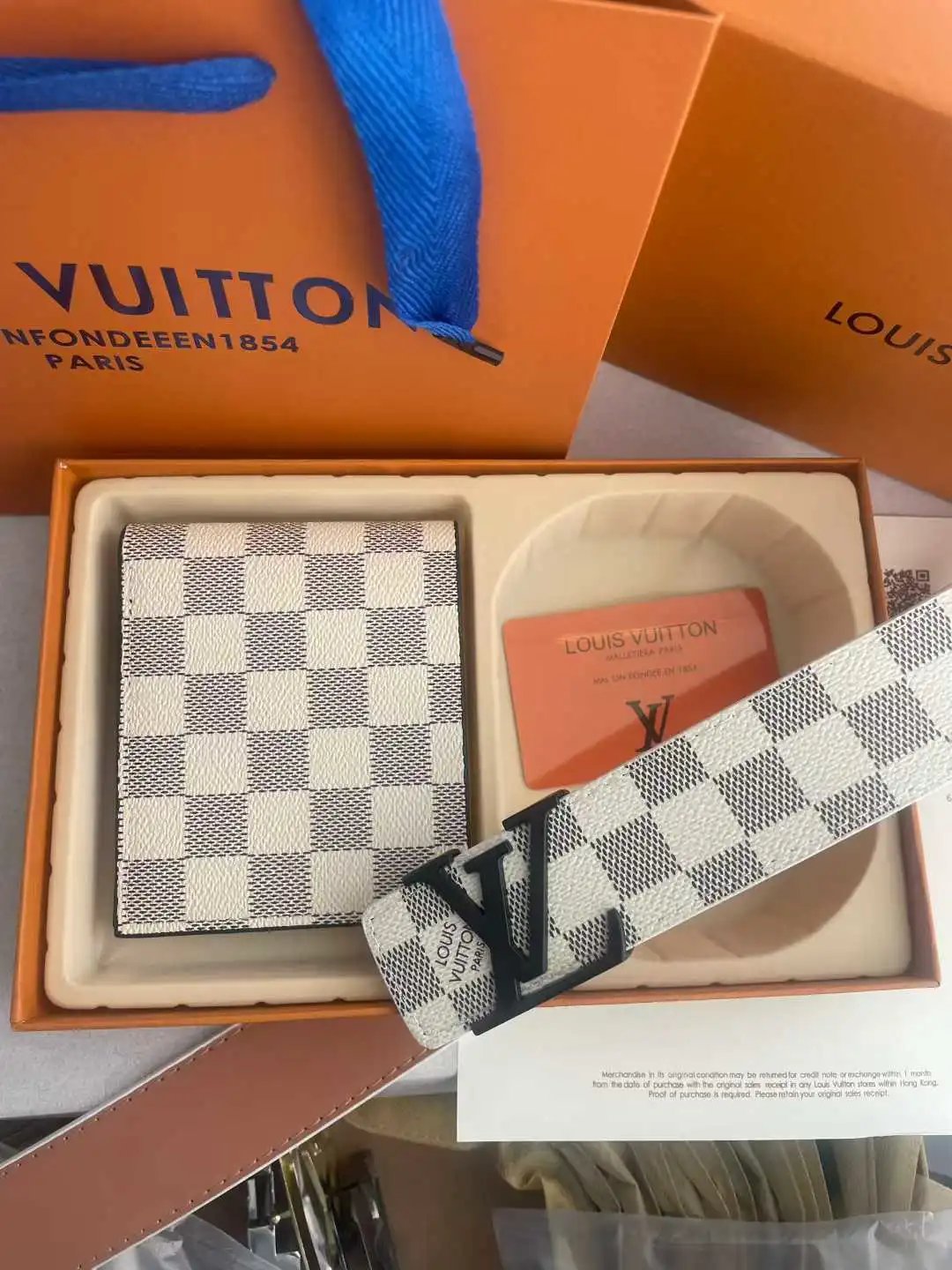 White Check Black Buckle Wallet Gift Box Set