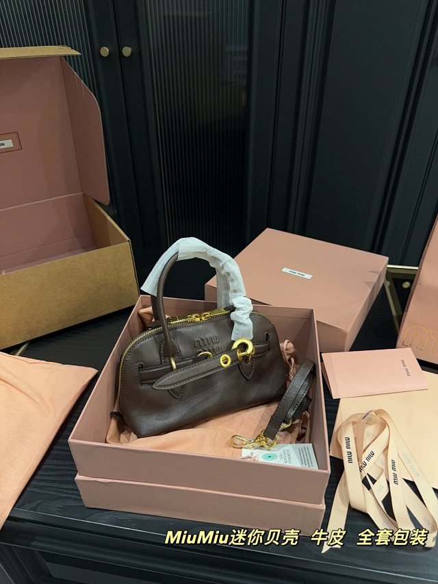 Miumiu: seller detail photo 12